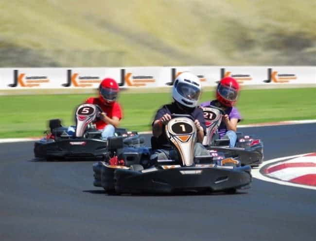 karts sobre la pista del Autódromo del Algarve