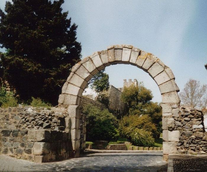 Roman Arch of Beja
